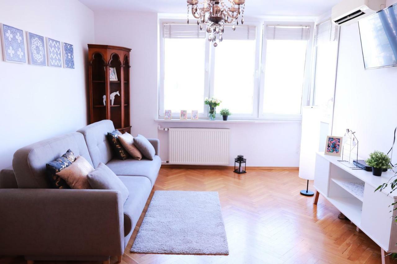 Cozy And Great Location By Cooee Apartments Warszawa Zewnętrze zdjęcie